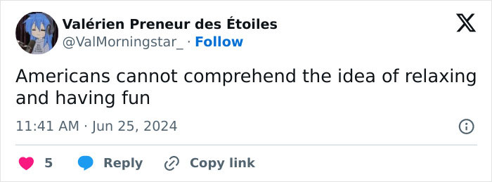 American Man&rsquo;s Rant About European Caf&eacute;s Banning Laptop Users Backfires