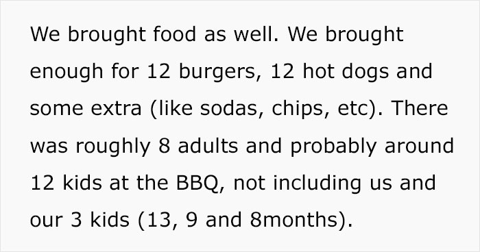 Mom Accidentally Causes Drama At BBQ When She Gives A Burger To Son Who Wasn’t Given One Mom Accidentally Causes Drama At BBQ When She Gives A Burger To Son Who Wasn’t Given One