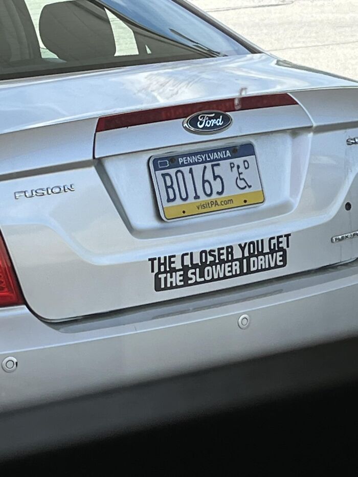 50 Hilarious New Pics In The “Give Me A Sign” Facebook Group’s Collection