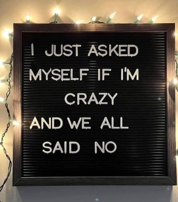 50 Hilarious New Pics In The “Give Me A Sign” Facebook Group’s Collection