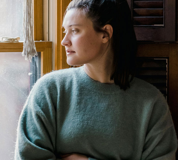 Woman Has Enough Of Her Husband When He Asks Her To Wear A Tracker While He’s Gone, Plans An Escape Woman Has Enough Of Her Husband When He Asks Her To Wear A Tracker While He’s Gone, Plans An Escape