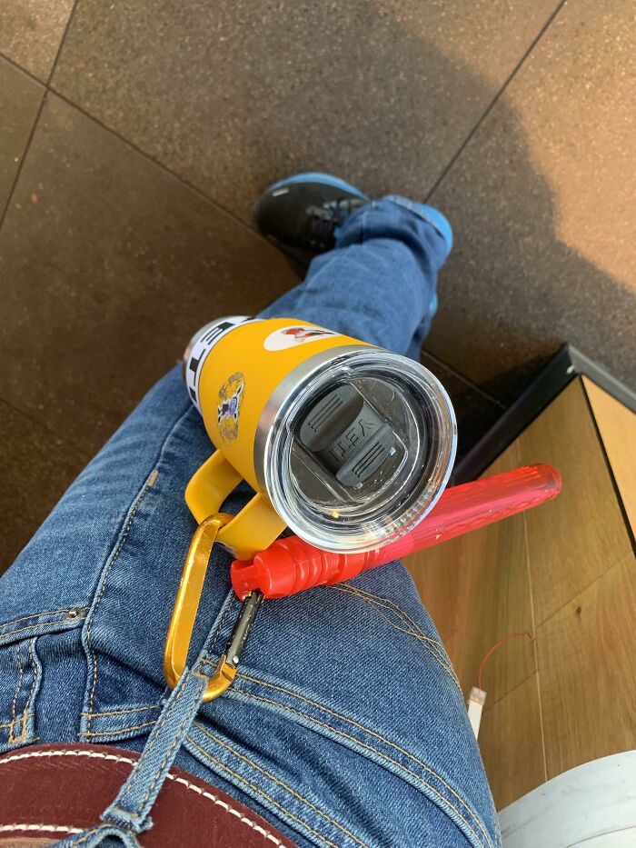 I Won’t Call It A Pro Dad Tip But A Good Tip Either Way. Add A Carabiner To Your Edc. Definitely Nice To Have A Third Hand When Needed Lol