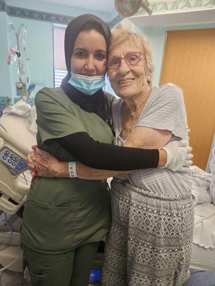 My 94-Year-Old Yaya Was Released From The Hospital Today. 2 Days Ago She Had Tubes Going Down Her Nose, Look At Her Now