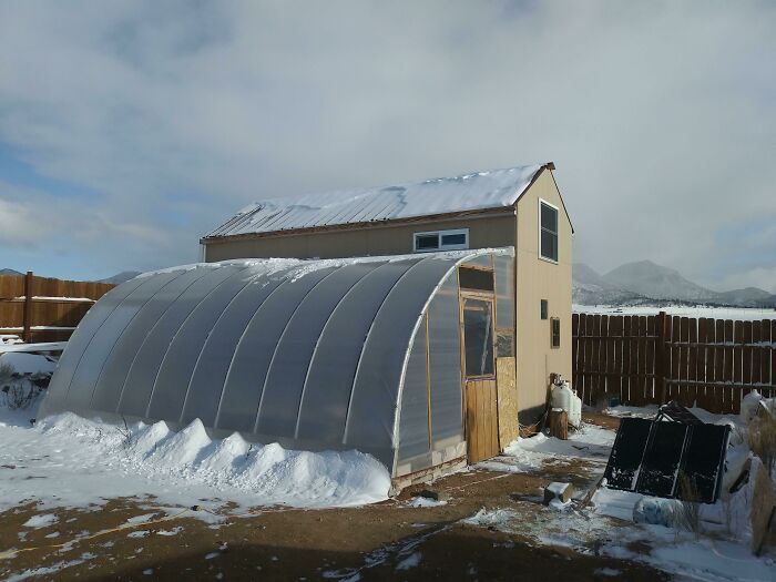 Got A Little Bit Of Snow. Winter Is Coming. The Greenhouse Entry Saves Us About 2/3rds On Our Winter Heating. It's A Wonderful Place To Get Warm. We Call It Summerville