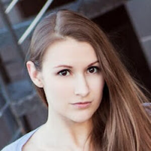 adriennestone avatar