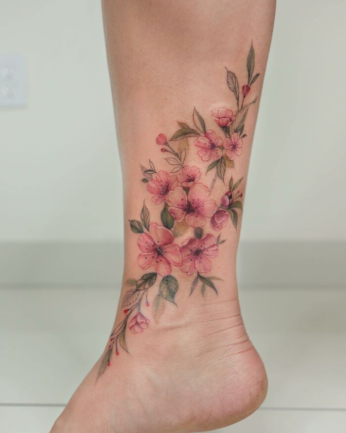 Transformative Elegance: Silo’s Exquisite Flower Tattoos And Expert Cover-UPS