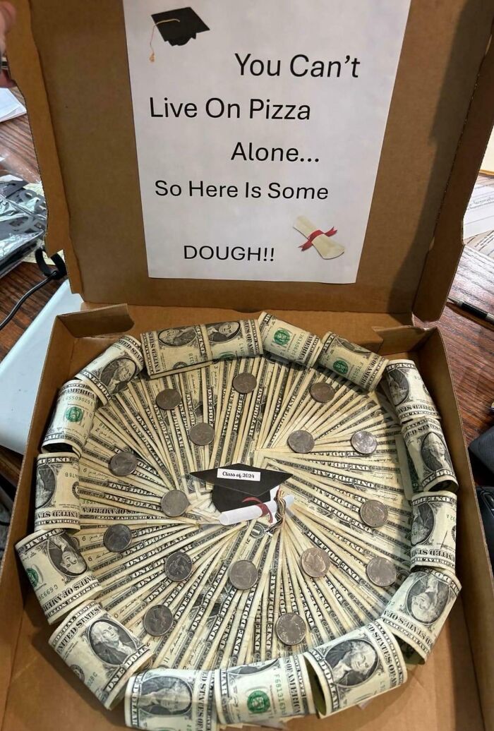 The Owner And Employees Of Our Local Pizza Shop Surprised Their Waitress For Graduating High School