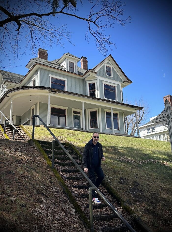 I Never Clean The Stairs Because I Love Feeling The Wet Leaves