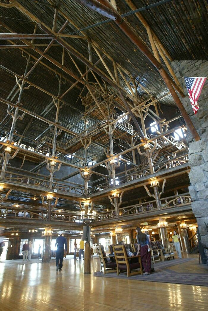 Old Faithful Inn, In Yellowstone National Park