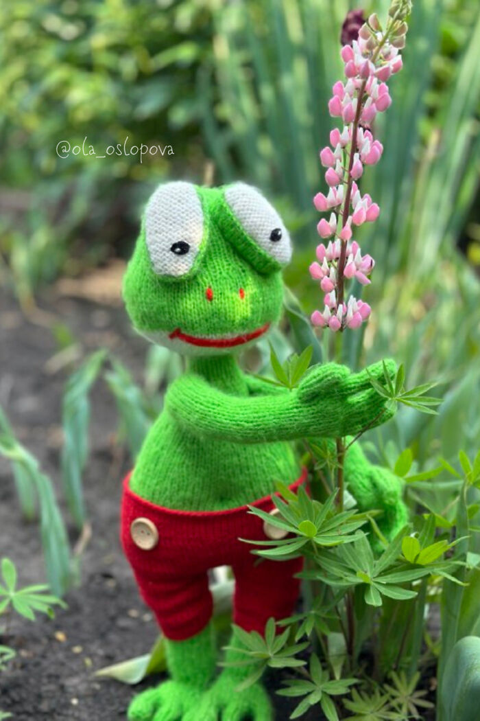 Having Fun In The Garden: Pattern By Ola Oslopova