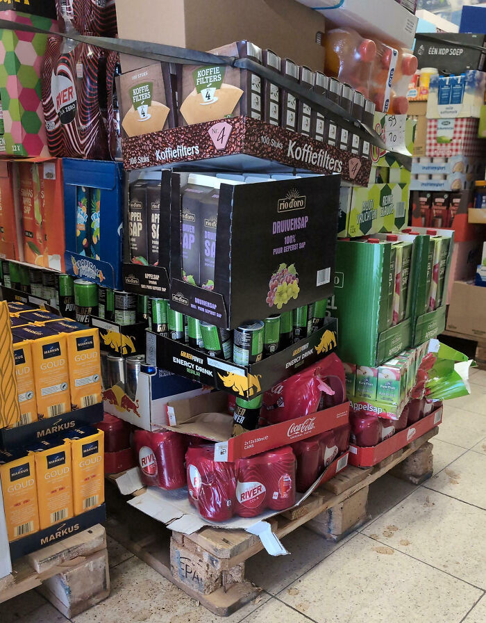 The Way My Coworker Supported Stock On A Single Can Instead Of Breaking It All Down