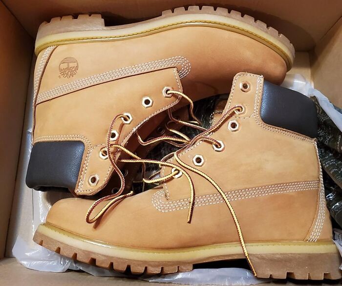 Conquer Any Terrain And Weather With The Iconic Durability And Waterproof Protection Of 