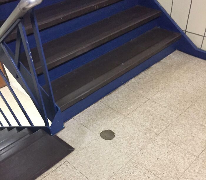 This Spot In My High School Where People Pivot On The Stairs