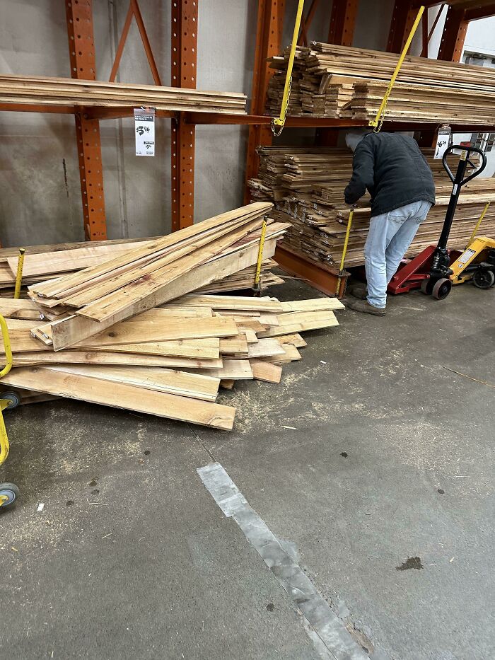 Este es un cliente regular y siempre hace esta m*erda