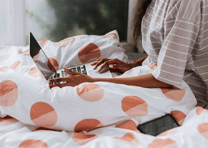 Caught In The Act: 50 Hilarious “It’s Not What It Looks Like” Stories