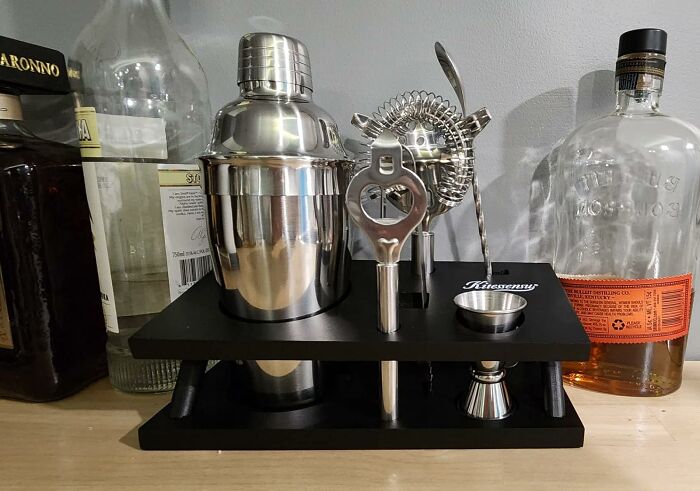  Bartender Kit : For The Dad Who Wants To Relive The Best Job He Has Ever Had