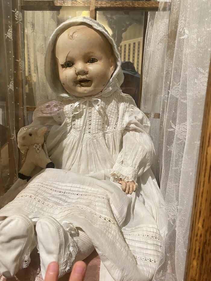 Haunted-Dolls-Pics