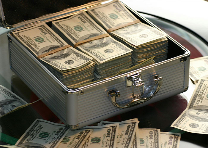 40 Ways People Scream “I’m Economically Illiterate” Without Even Trying