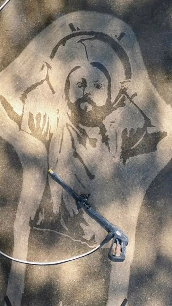 Artist Creates Works Of Art Using A Pressure Washer (26 Pics)(Interview)