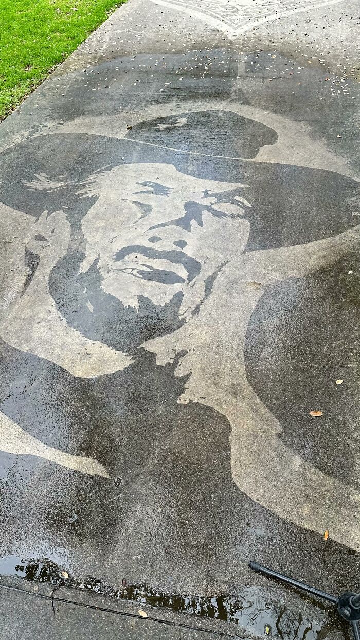 Artist Creates Works Of Art Using A Pressure Washer (26 Pics)(Interview)