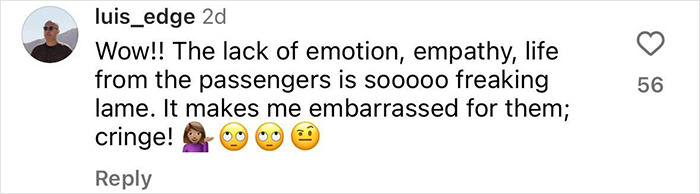 Man’s Public Proposal Goes Viral After The Crowd Awkwardly Ignores It Man’s Public Proposal Goes Viral After The Crowd Awkwardly Ignores It