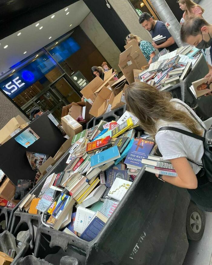 Hundreds Of Free New Books!