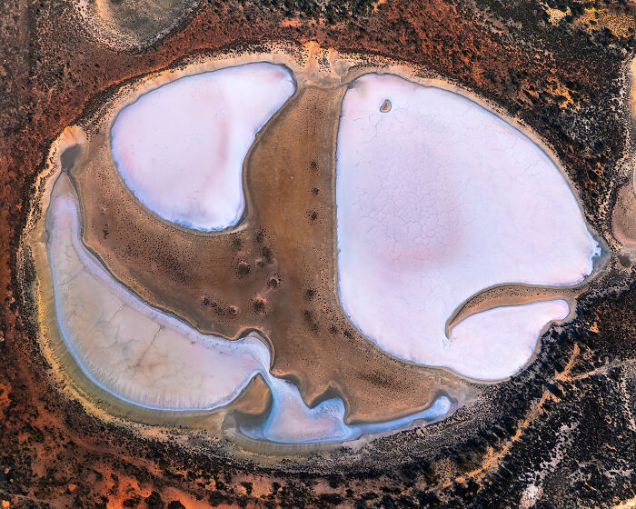 This Photographer Chartered Open Door Airplane To Capture The Colors Of Australia (80 Pics)