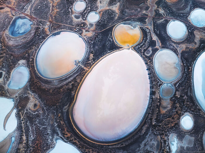 This Photographer Chartered Open Door Airplane To Capture The Colors Of Australia (80 Pics)