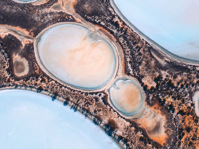 This Photographer Chartered Open Door Airplane To Capture The Colors Of Australia (80 Pics)