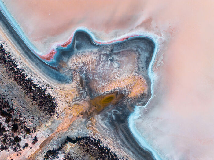 This Photographer Chartered Open Door Airplane To Capture The Colors Of Australia (80 Pics)