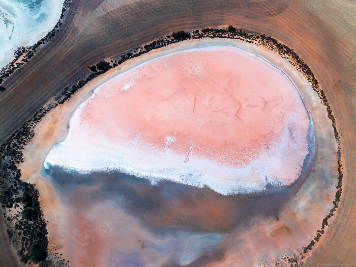 This Photographer Chartered Open Door Airplane To Capture The Colors Of Australia (80 Pics)