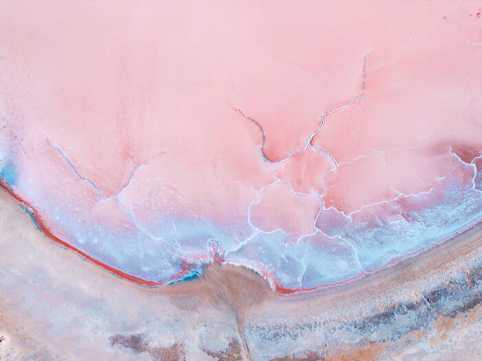 This Photographer Chartered Open Door Airplane To Capture The Colors Of Australia (80 Pics)