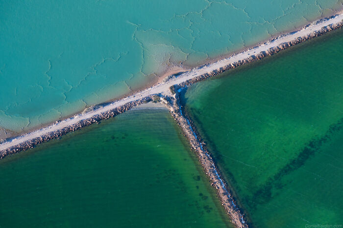 This Photographer Chartered Open Door Airplane To Capture The Colors Of Australia (80 Pics)