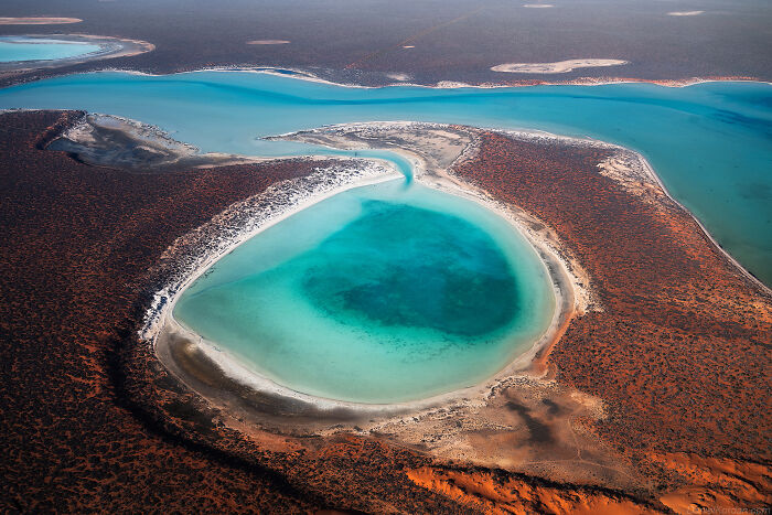 This Photographer Chartered Open Door Airplane To Capture The Colors Of Australia (80 Pics)