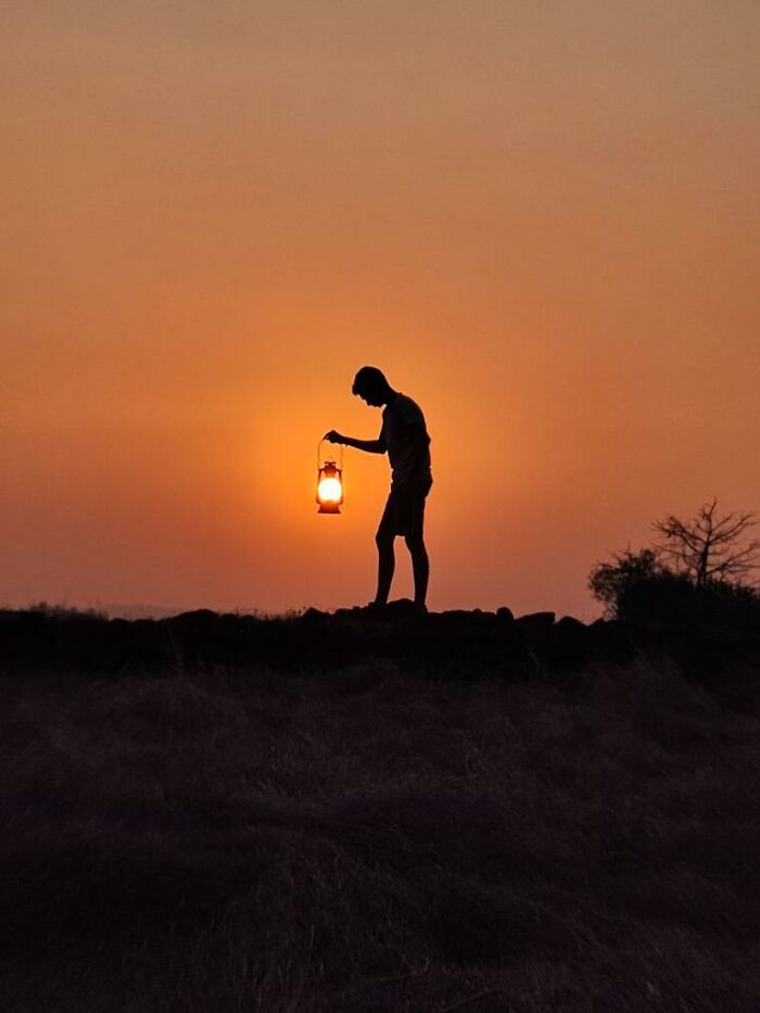 This Photographer Captures The Sun As An Integral Part Of His Photo Stories (20 New Pics)