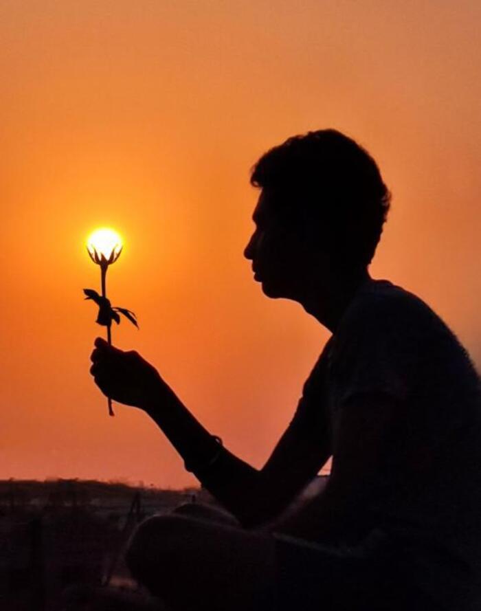 This Photographer Captures The Sun As An Integral Part Of His Photo Stories (20 New Pics)