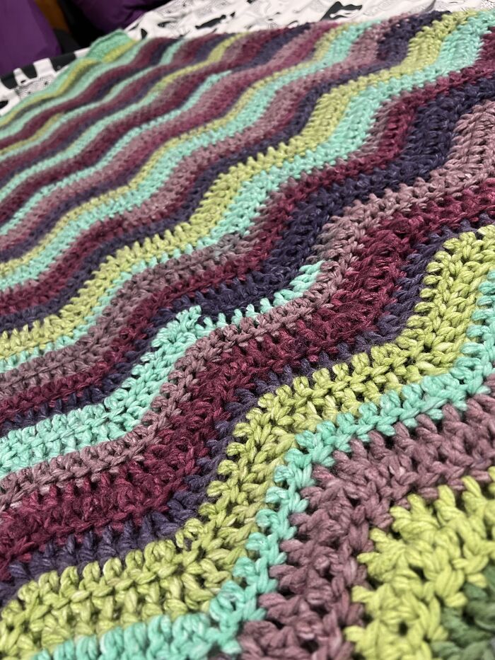 Extra Thick Rainbow Ripple Blanket