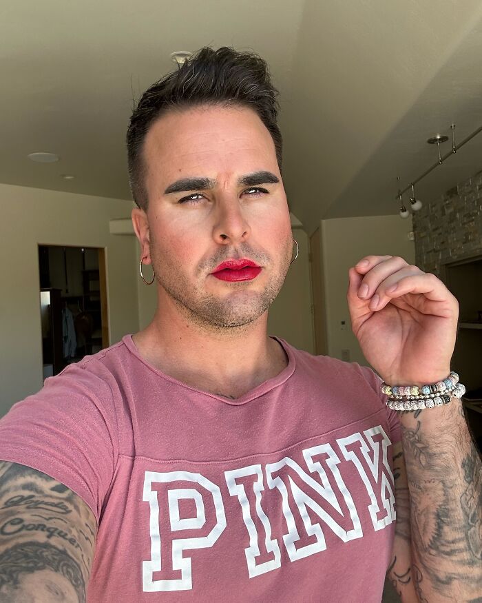 Bachelorette Star Accused Of Faking Gender Transition For Attention, Says &ldquo;Most Are Just Jealous&rdquo; Of Looks