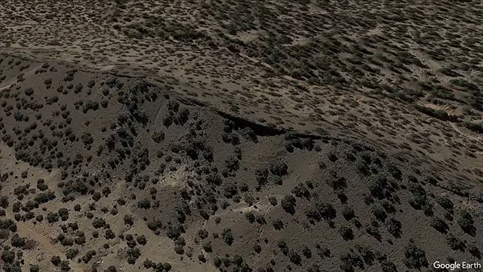 Man Left With “More Questions Than Answers” After Hiking To Eerie Site He Found On Google Earth Man Left With “More Questions Than Answers” After Hiking To Eerie Site He Found On Google Earth