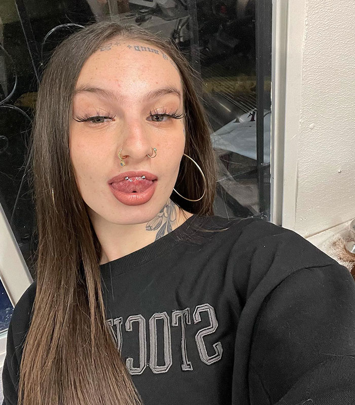 &ldquo;We Need To Change The Narrative&rdquo;: Barista Speaks Out After Smashing Man&rsquo;s Windshield With Hammer