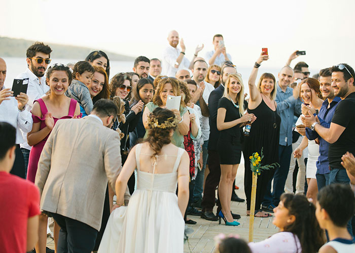 &ldquo;I Wouldn&rsquo;t Continue That Friendship&rdquo;: Bride Returns &ldquo;Tactless&rdquo; $100 Venmo Wedding Gift