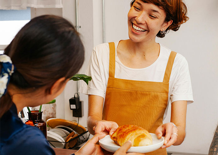 “A/C Won’t Kill You”: 39 Things Americans Take For Granted That Europeans Should Learn From