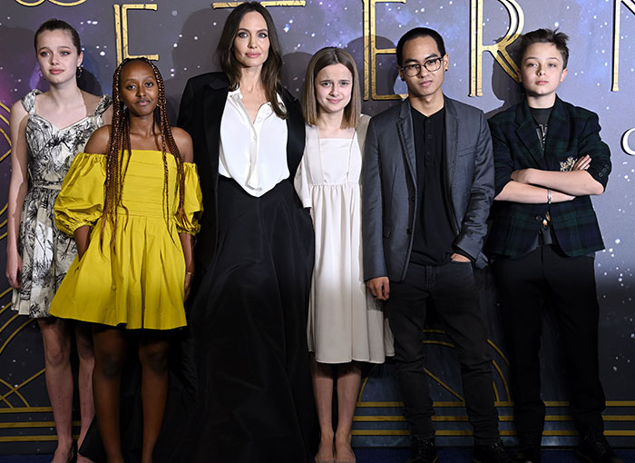 Suri Cruise Drops Tom's Last Name At Graduation As He Skips It For Taylor Swift Concert