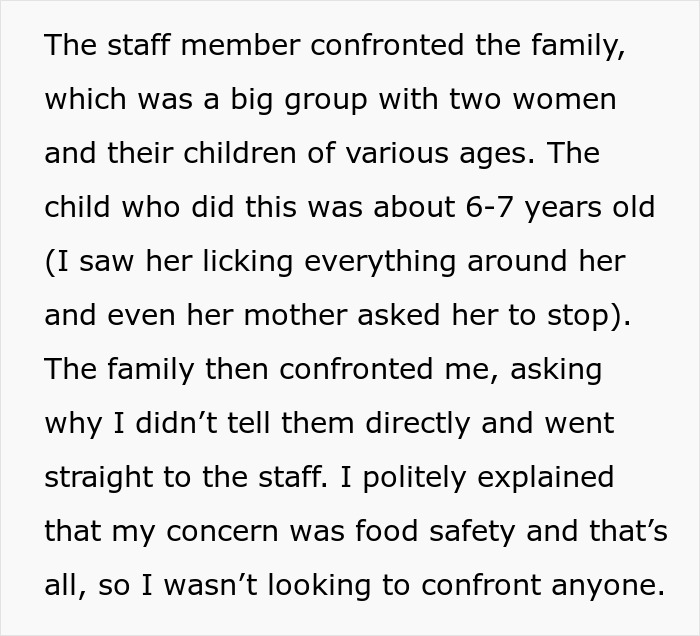 Person Earns Random Fam’s Anger By Reporting Their Kid To Costco Staff For Licking All The Sauces Person Earns Random Fam’s Anger By Reporting Their Kid To Costco Staff For Licking All The Sauces