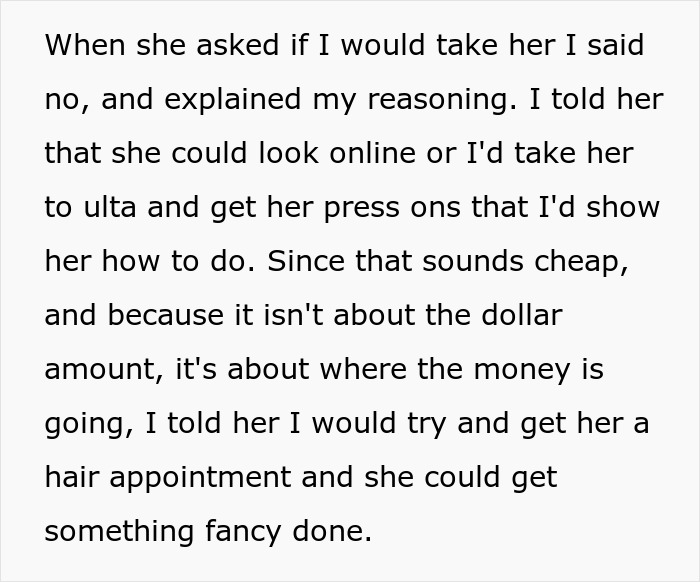 Woman Expects Daughter To Get Cheap Press-On Nails Over Acrylic Ones, Netizens Bash Her Woman Expects Daughter To Get Cheap Press-On Nails Over Acrylic Ones, Netizens Bash Her