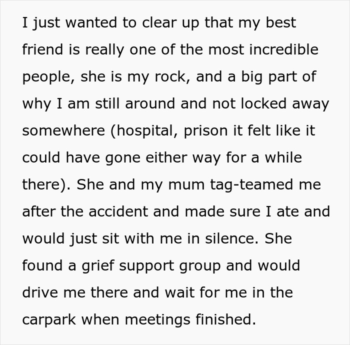 Widow Loves Wearing Her Necklace Made From Her Late Husband’s Wedding Band, SIL Wants It Widow Loves Wearing Her Necklace Made From Her Late Husband’s Wedding Band, SIL Wants It
