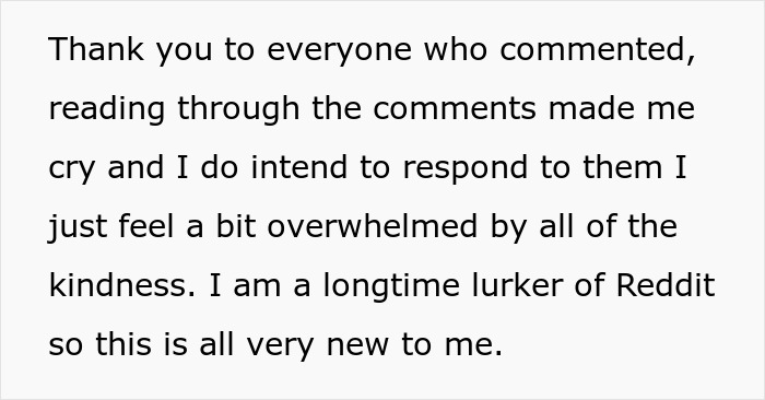 Widow Loves Wearing Her Necklace Made From Her Late Husband’s Wedding Band, SIL Wants It Widow Loves Wearing Her Necklace Made From Her Late Husband’s Wedding Band, SIL Wants It