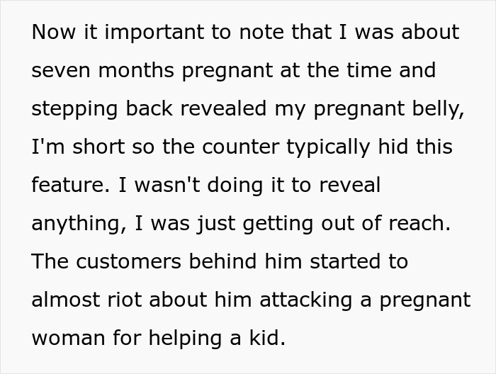 Customers Make A “Snack Fund” For A Kid After Cashier’s Kind Gesture Sends A Man Into Raging Fit Customers Make A “Snack Fund” For A Kid After Cashier’s Kind Gesture Sends A Man Into Raging Fit