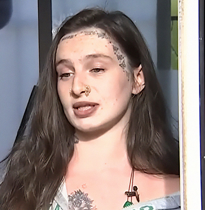 After Customer Crosses The Line, Barista Smashes His Windshield