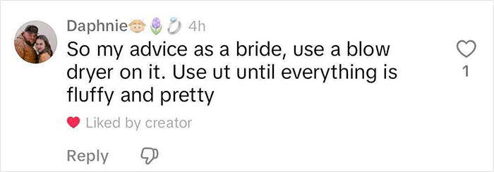 “It’s The Ugliest Thing I’ve Ever Seen”: Bride Left Devastated After Being “Scammed” Over Bouquet “It’s The Ugliest Thing I’ve Ever Seen”: Bride Left Devastated After Being “Scammed” Over Bouquet